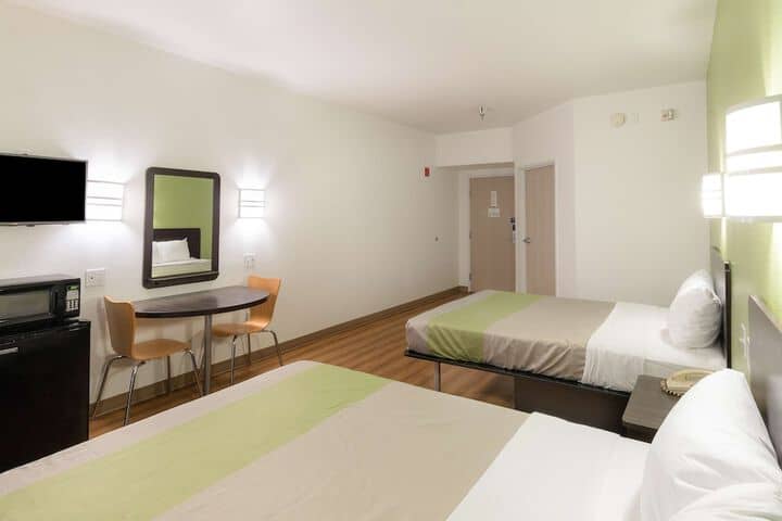 Room 12 of 29