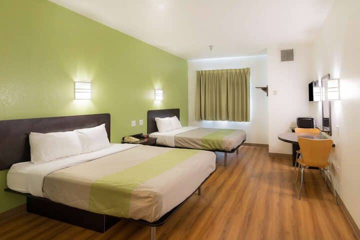 Room 14 of 29
